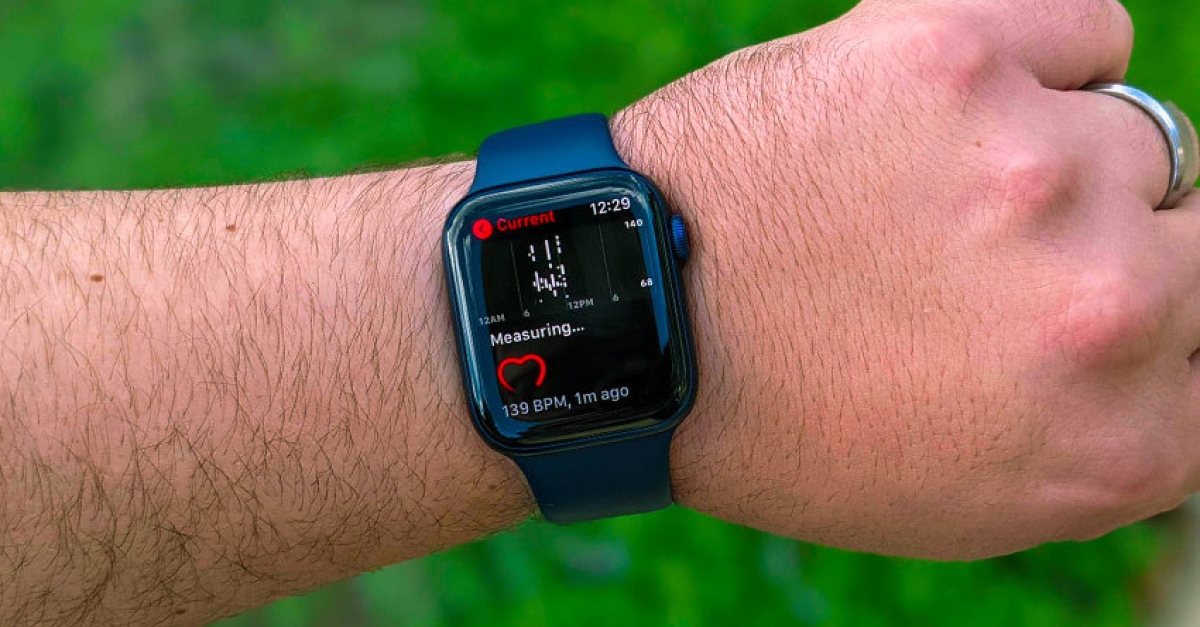 The best smartwatch for health monitoring: an overview of useful features